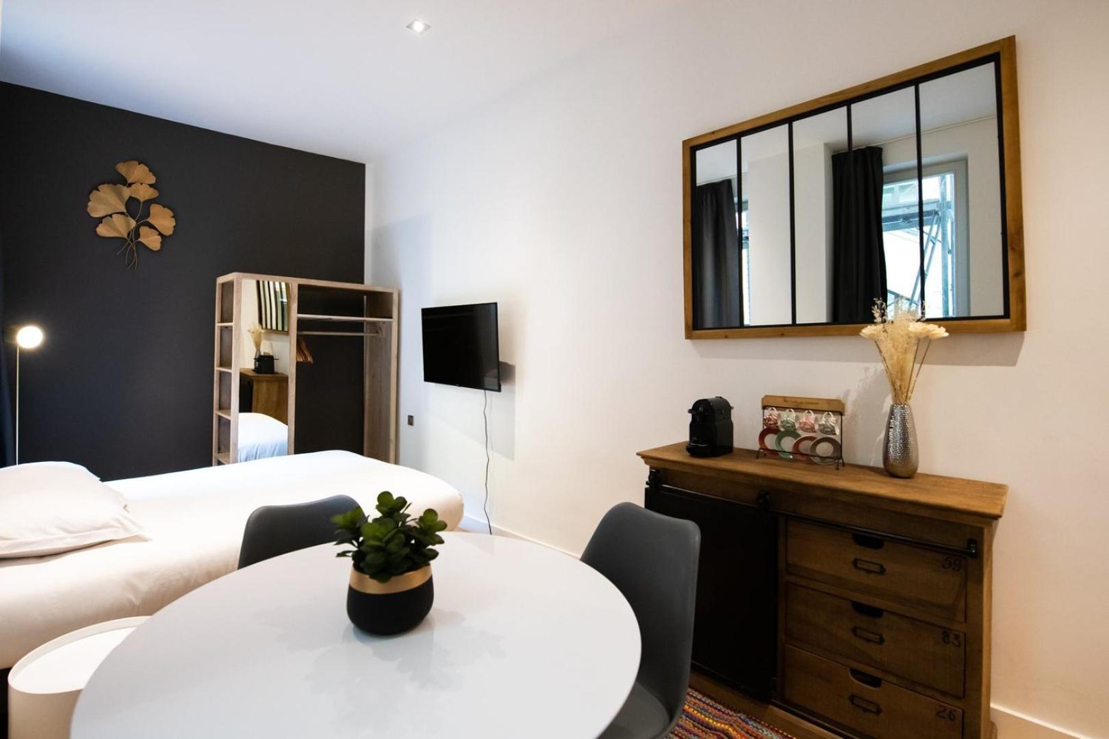 Le St Germain - Petillant Studio Decore Avec Gout En Centre-Ville Lyon Exteriör bild